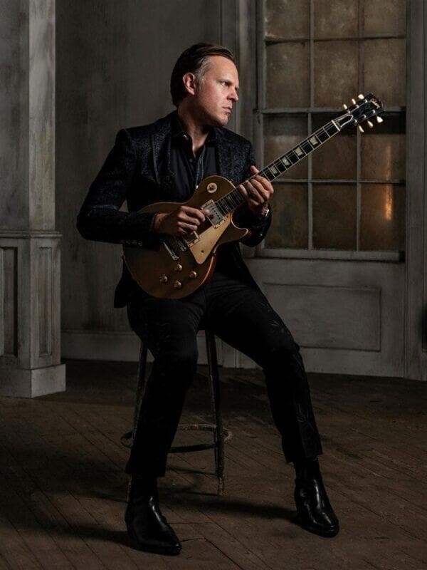 Notches Joe Bonamassa Fuzzy Hound The Music Blog