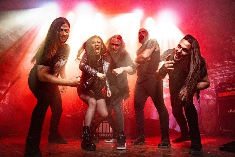 Ladies Of Metal Fuzzy Houns The Music Blog