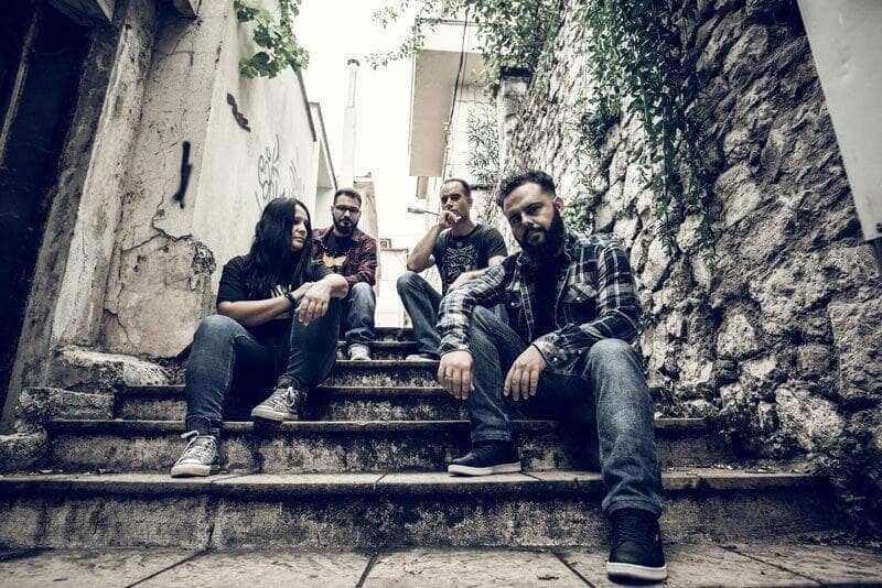 Το Κάστρο The Magic Bus Fuzzy Hound The Music Blog