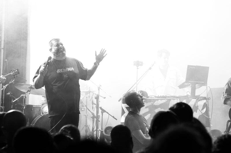 Sexpyr Επαιτιακό Live Fuzzy Hound The Music Blog