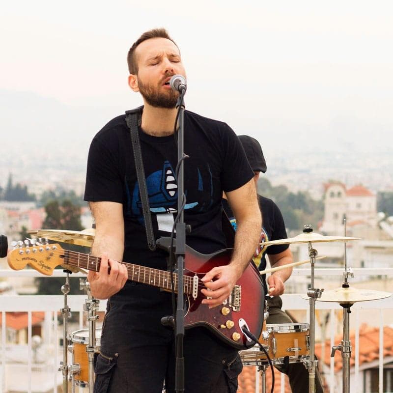 Στα Τέσσερα Fuzzy Hound The Music Blog