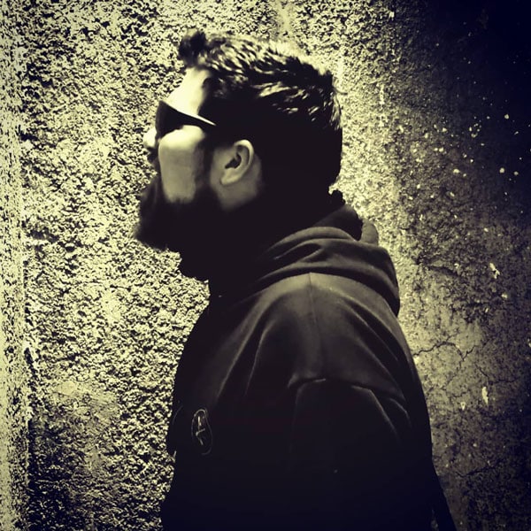 Κίνδυνος Εξόδου Ηλίας Σκούρας Fuzzy Hound The Music Blog