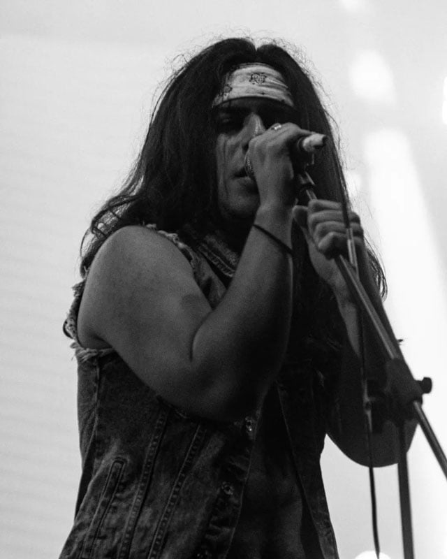Velvet Roxxy Middle Earth RoseBlades Bums Blackbird Fuzzy Hound The Music Blog